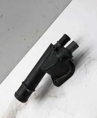 Audi A3 S3 8P Thermostat/thermostat housing 038121132G