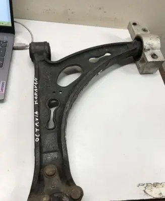 Volkswagen Cross Touran I Front lower control arm/wishbone