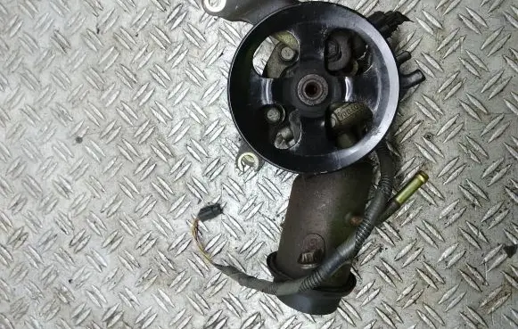 Jaguar S-Type Power steering pump