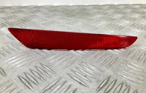 Rear tail light reflector