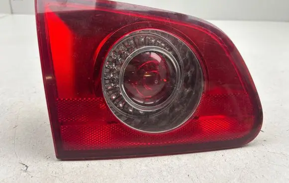 Volkswagen PASSAT B6 Tailgate rear/tail lights 3C9945093