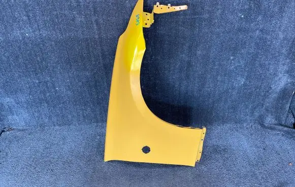 Nissan 370Z Fender