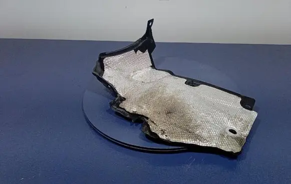 Jeep Grand Cherokee Exhaust heat shield 