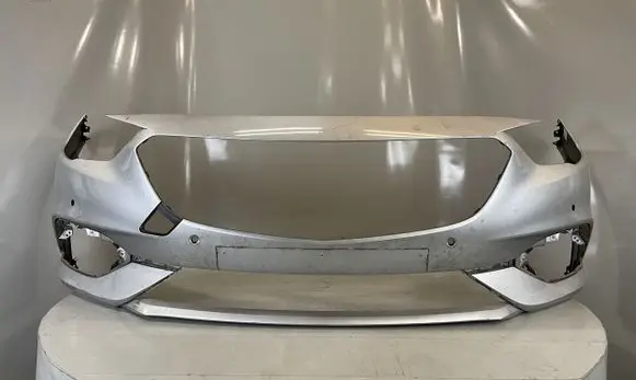 Opel Insignia B Front bumper 39136417