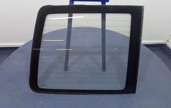 Volkswagen Transporter - Caravelle T4 Rear door window glass