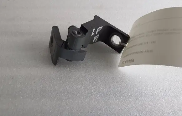 Porsche Macan (95B) Front door lower hinge 4G0831401D