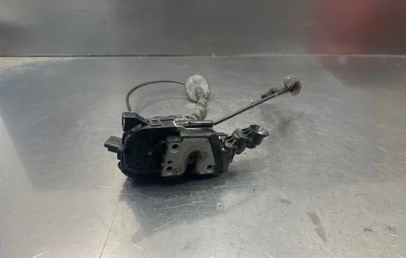 Renault Captur Front door lock 805014463R 40517206