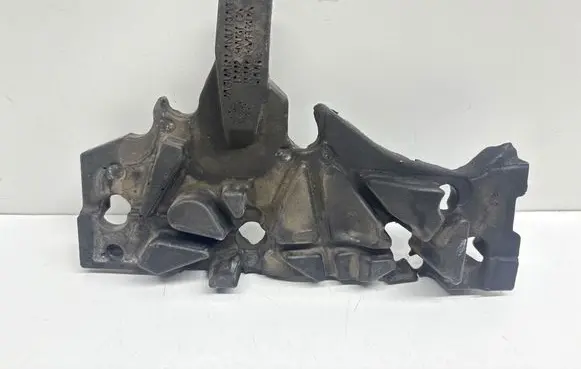 Land Rover Evoque I Heat shield in engine bay BJ326N041CA