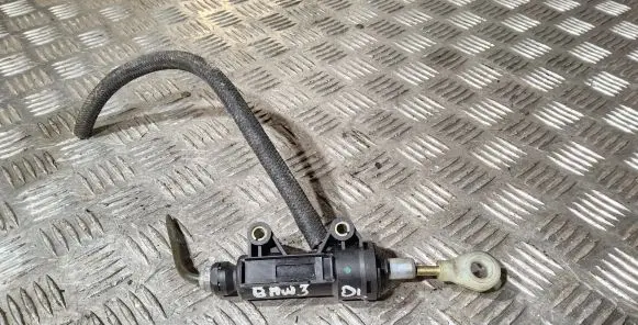 Clutch slave cylinder