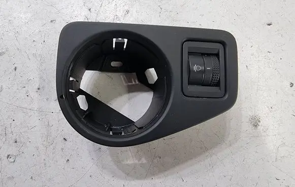 Volkswagen Golf VII Other interior part 5G1858341