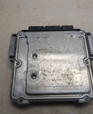 Nissan X-Trail T31 Engine control unit/module 23710JG78B 1039S21008 0281013874