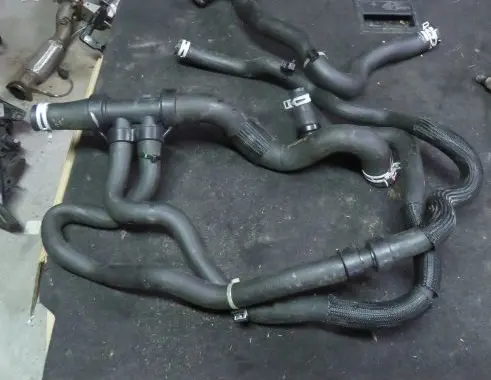 Dacia Sandero Engine coolant pipe/hose