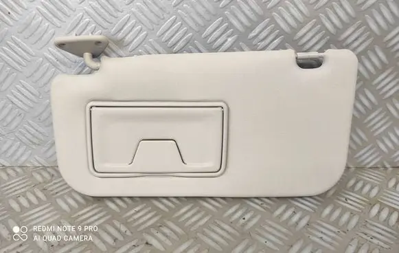 Mitsubishi Space Star Sun visor