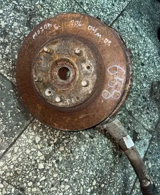 Mazda 6 Front wheel hub
