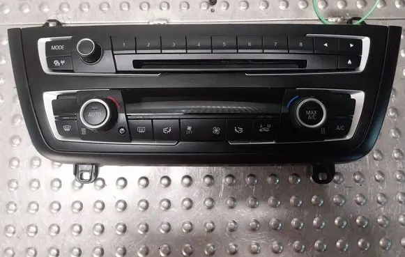 BMW 1 F20 F21 Climate control unit 9226784