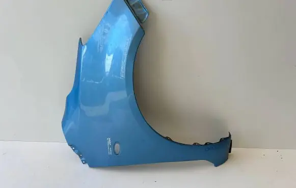 Opel Agila B Fender