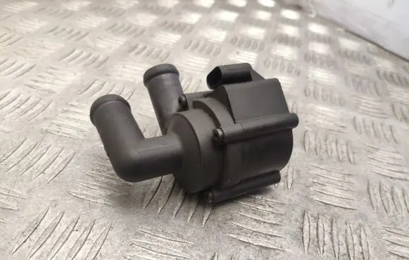 Volvo XC90 Electric auxiliary coolant/water pump 518705030