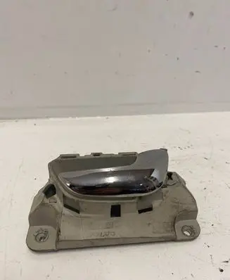Volvo S80 Front door interior handle 09170046