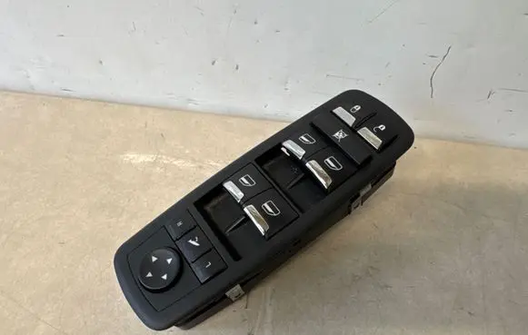 Maserati Ghibli Electric window control switch 10034858