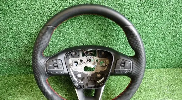 Ford Focus Steering wheel