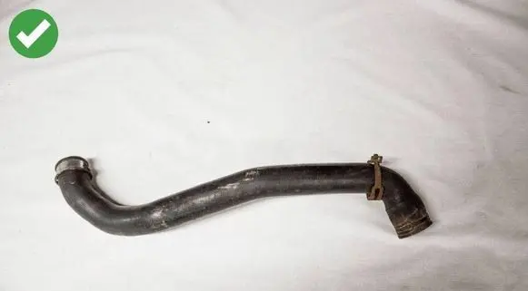 Mercedes-Benz R W251 Engine coolant pipe/hose A2515011382