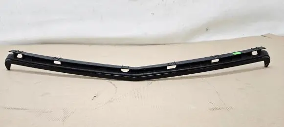 Mercedes-Benz C W204 Front bumper splitter molding A2048800983