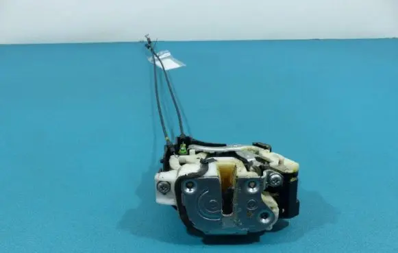 Mitsubishi Outlander Rear door lock IMPRK841115