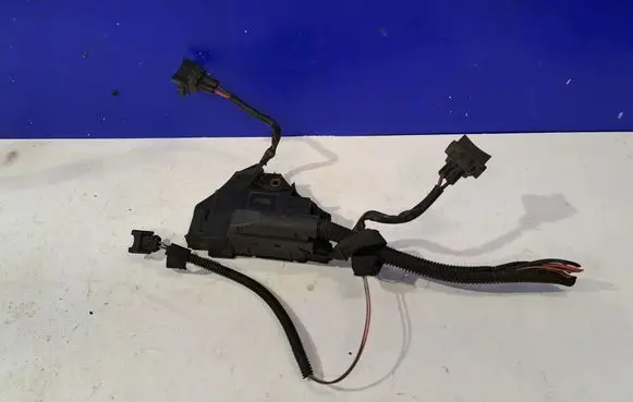 Saab 9-3 Ver1 Coolant fan relay 24418358