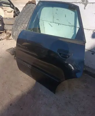 Audi A4 S4 B5 8D Rear door