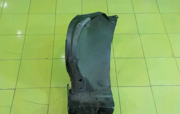 Mercedes-Benz CLS C219 Front side member PRZOD 14AB114