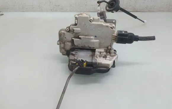 Audi A8 S8 D3 4E Front door lock 41D07
