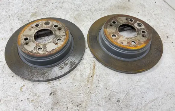 Honda FR-V Rear brake disc