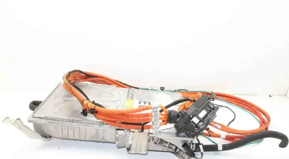 Tesla Model S Voltage converter inverter 106651001B