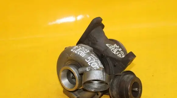 Mercedes-Benz C W203 Turbo A6110960999