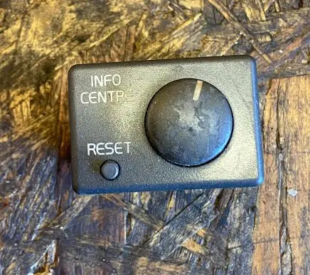 Volvo S40, V40 Multifunctional control switch/knob 4970