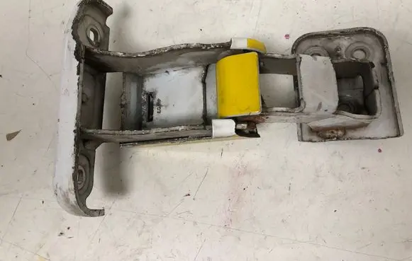 Peugeot Expert Tailgate/trunk/boot hinge