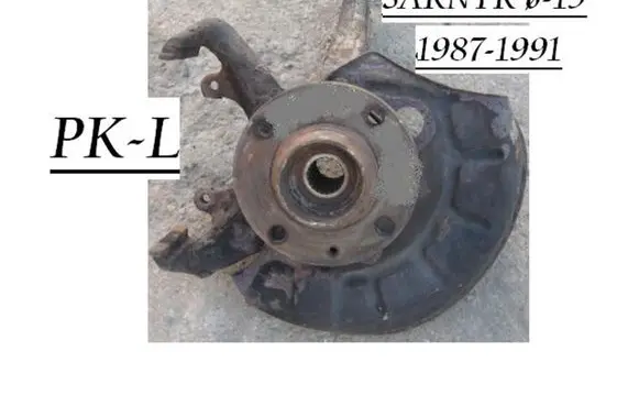 Volkswagen Jetta II Front wheel hub spindle knuckle VW37824