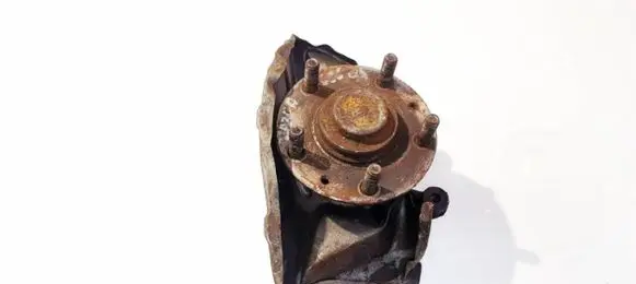 Mazda 626 Rear wheel hub