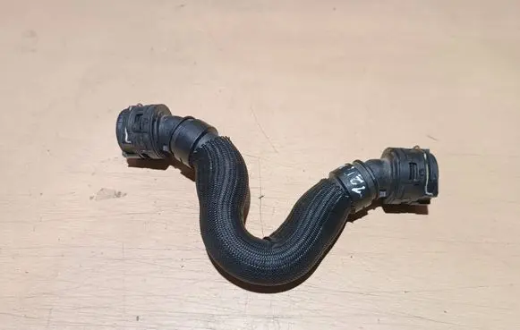 Peugeot 208 Engine coolant pipe/hose 30519023 32319139