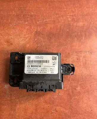 Opel Insignia A Parking PDC control unit/module 13354532 1039J00443 0263004446