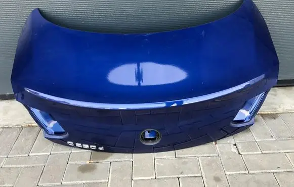 Mercedes-Benz C W205 Tailgate/trunk/boot lid 