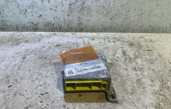 Nissan Qashqai+2 Airbag control unit/module 98820BT70A 101017