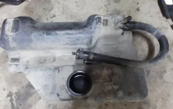 Iveco Daily 35 - 40.10 Fuel tank 504148705
