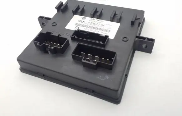 Audi Q7 4L Comfort/convenience module 4F0907279A 4F0910279J F005V00618
