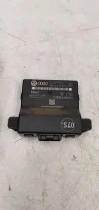 Volkswagen PASSAT B6 Gateway control module 3C0907530C 3C0907951A