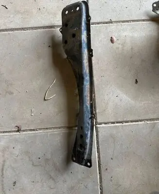Toyota Corolla Verso AR10 Front subframe