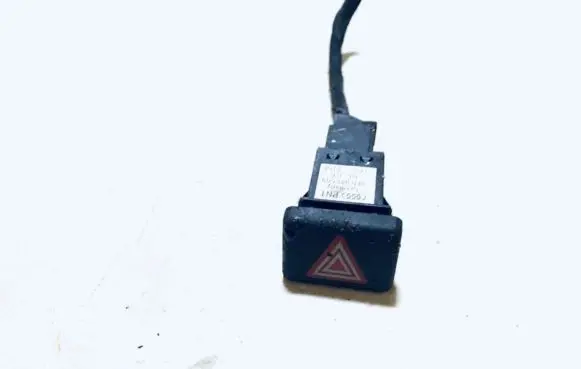 Audi A4 S4 B6 8E 8H Hazard light switch 8e0941509