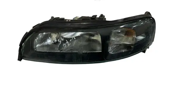 Volvo V70 Headlight/headlamp 1113536010H1 1113536010