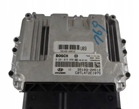 Hyundai i30 Engine control unit/module 0281015650