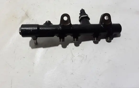 Mercedes-Benz Citan W415 Fuel main line pipe 8201157327